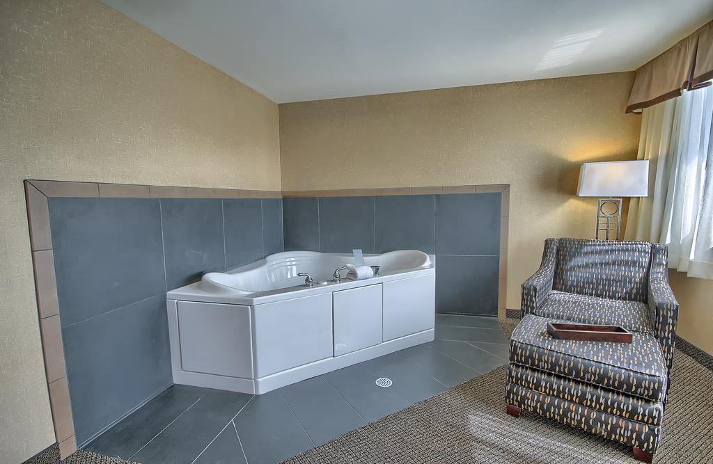 Comfort Inn & Suites Wadsworth Luaran gambar