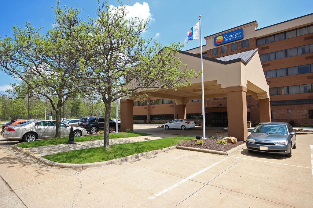 Comfort Inn & Suites Wadsworth Luaran gambar